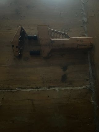 Soporte y amortiguador Husqvarna