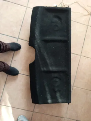 Bandeja Peugeot 106 con altavoces tuning Acustic