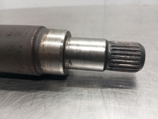 TRANSMISION DELANTERA DERECHA FORD FOCUS BERLINA