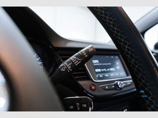 Opel Crossland X 1.2 81kW Design Line 120 Aniversario S/S