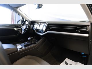 Volkswagen Touareg Pure 3.0 TDI 170kW (231CV) Tip 4Motion