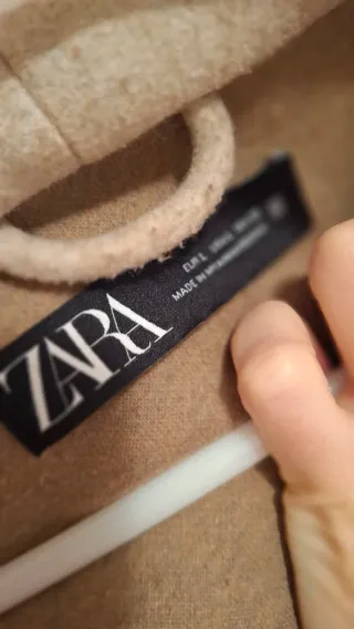 Abrigo Zara Marrón Talla L con Cinturón