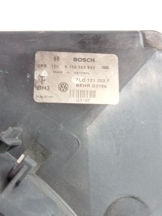 REJILLA DELANTERA VOLKSWAGEN TOUAREG (7L6)