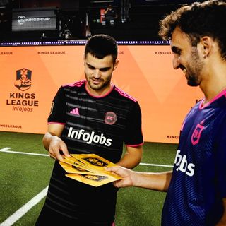 IMC Toys Juego Oficial Kings League- Juego de Futb