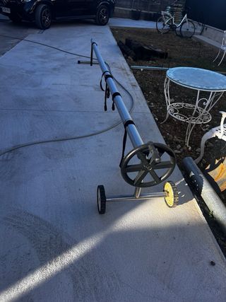 Enrollador Cubre Piscina Loma de 2 a 4,5m. Alumnio