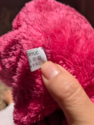 Gorro NUEVO fucsia con pompón y forro polar