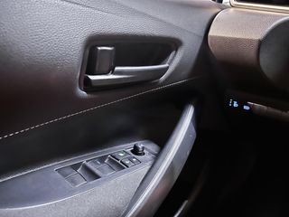 Toyota Corolla 1.8 125H BUSINESS PLUS E-CVT