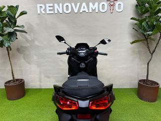 Yamaha X-MAX 125 TECH MAX