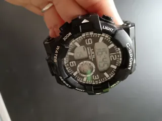 Orologio da polso uomo resistente all'acqua