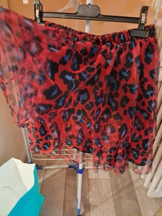 Gonna a fantasia leopardata rossa