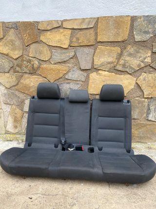 Asientos traseros Golf V