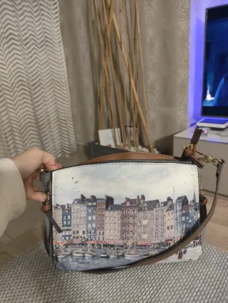 Bolso Parfois estampado ciudad y mar