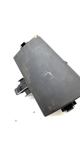 CAJA RELES / FUSIBLES VOLKSWAGEN PASSAT
