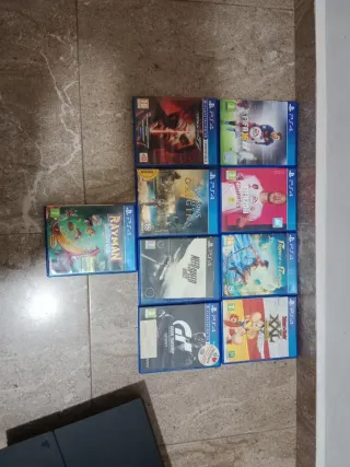 PS4 (PlayStation 4) + Mando y Juegos