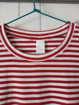 Camiseta H&M rayas rojas y blancas