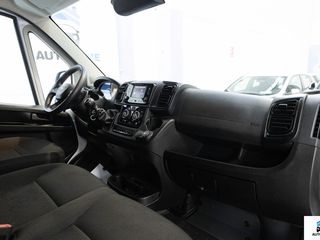 Fiat Ducato Furgón Maxi 35 L4 H2 2.3 1FA (103 kW)
