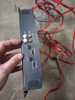 Amplificador 150W RMS