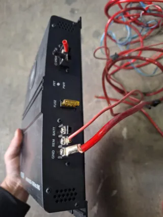 Amplificador 150W RMS