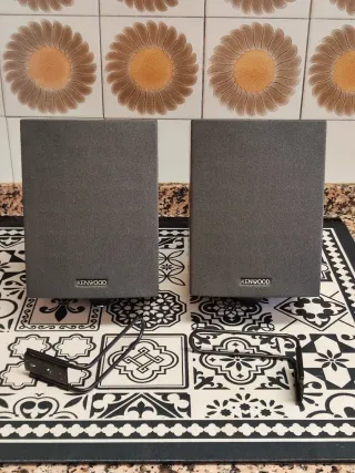 Conjunto Altavoces Kenwood CRS-177-W