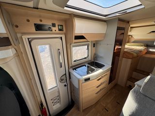 AUTOCARAVANA PERFILADA HYMER BMC-T 580 AUTOMATICA