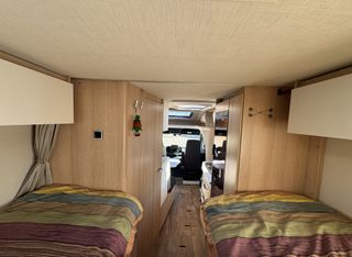 AUTOCARAVANA PERFILADA HYMER BMC-T 580 AUTOMATICA