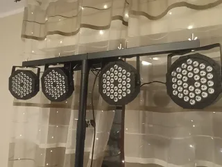 4 faretti LED 36W + stativo DJ