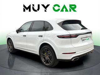 Porsche Cayenne E-Hybrid 340 kW (462 CV)