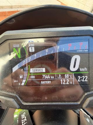 Kawasaki Z900 2024 7.500km A2