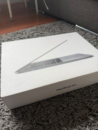 MacBook Pro 13 2020 (256gb)