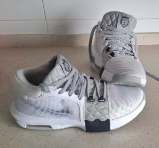 Zapatillas Lebron VIII Witness Nike Gris 43