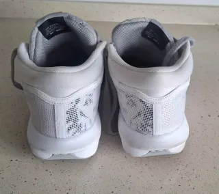 Zapatillas Lebron VIII Witness Nike Gris 43