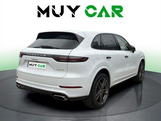 Porsche Cayenne E-Hybrid 340 kW (462 CV)