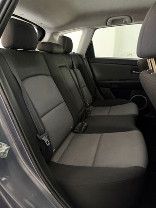 Mazda 3 2.0 SPORTIVE PEGATINA C ÚNICO PROPIETARIO