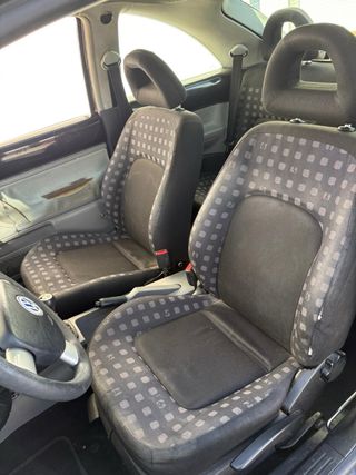 Volkswagen Beetle 2001