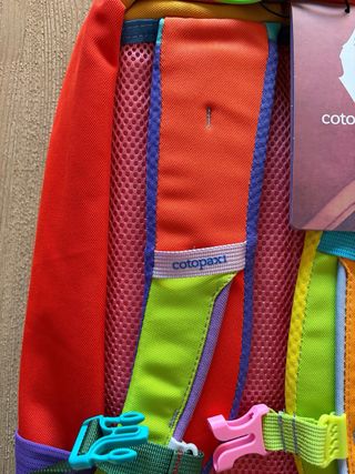 ÚLTIMA - Mochila Cotopaxi 20L Multicolor