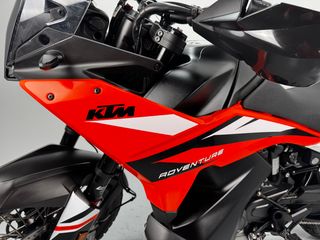 KTM 890 Adventure 2024 (Tech Pack)