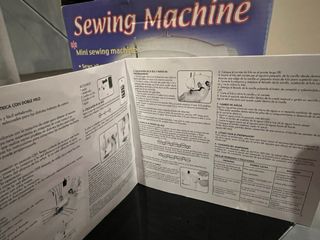 Mini Máquina de Coser Portátil
