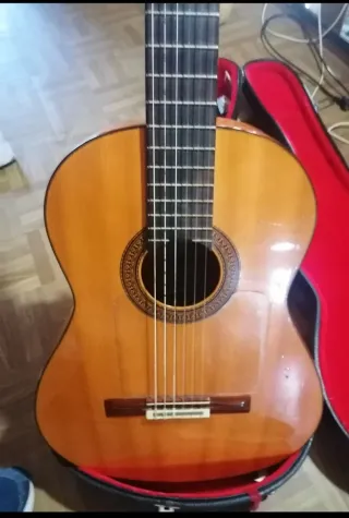 Guitarra Valeriano Bernal Prodigio , año1990