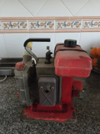 Motobomba Campeón Roja