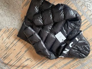 Chaqueta Moncler Negra