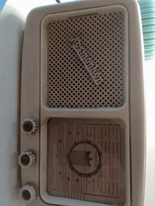 Radio válvulas antigua