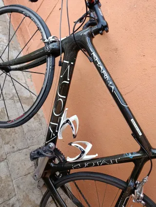 Bicicleta de carretera carbono Kuota Kharma