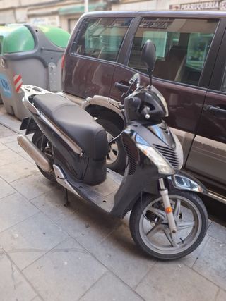 Honda SH 125i 2011 Scooter