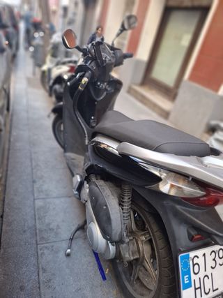 Honda SH 125i 2011 Scooter