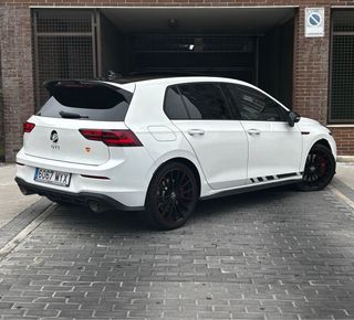 VW GTI CLUBSPORT PERFOMANCE