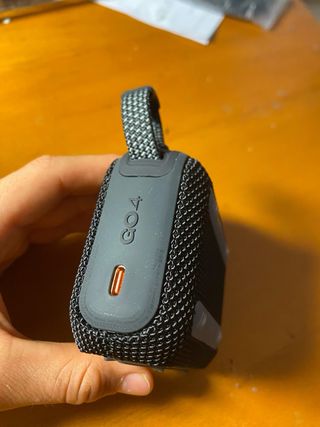 Altavoz JBL Go4 Negro y Naranja