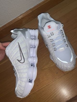 Nike Shox TL Plata y Blanco