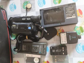 Videocámara Blaupunkt con accesorios