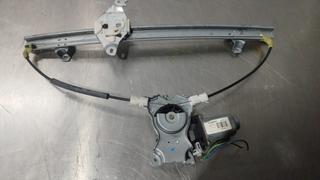 ELEVALUNAS DELANTERO DERECHO NISSAN NAVARA PICKUP