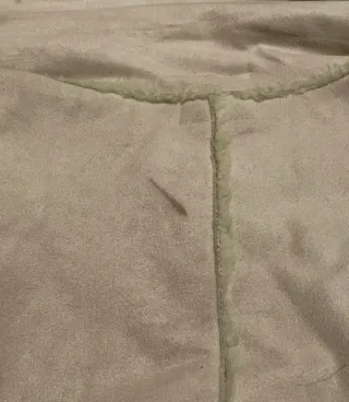 Chaqueta beige con pelo